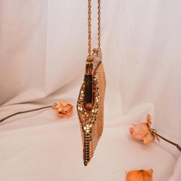 Whiting & Davis Co. Gold Mesh Chainmail Purse - Picture 2 of 4